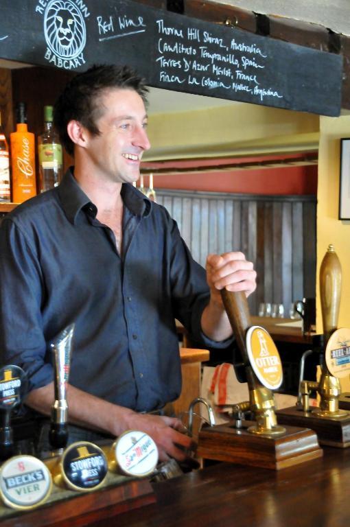 Babcary The Red Lion Inn מראה חיצוני תמונה